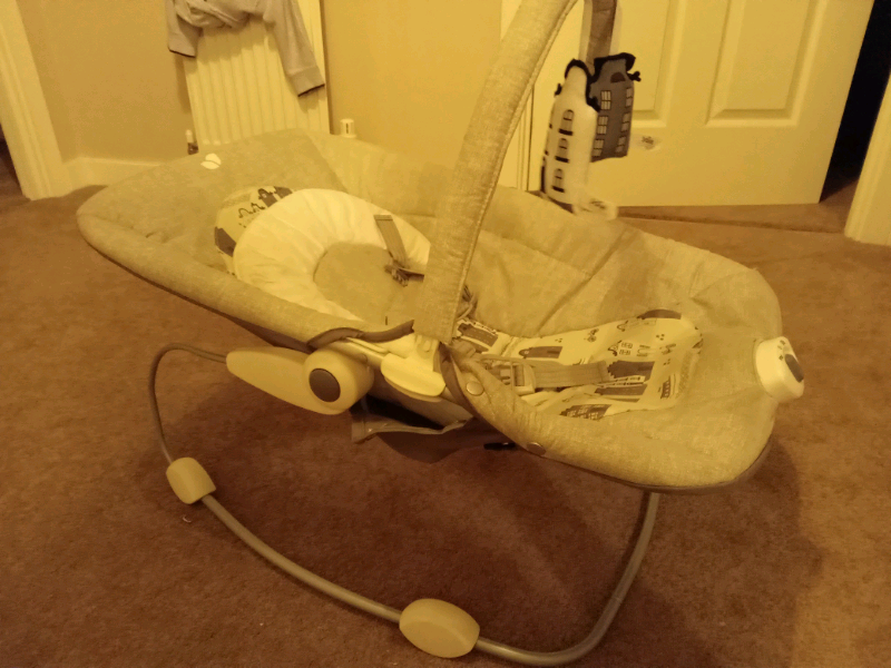 moses basket mobile